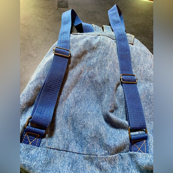 🔥Upcycled Denim Backpack🔥 - Picture 4 of 15